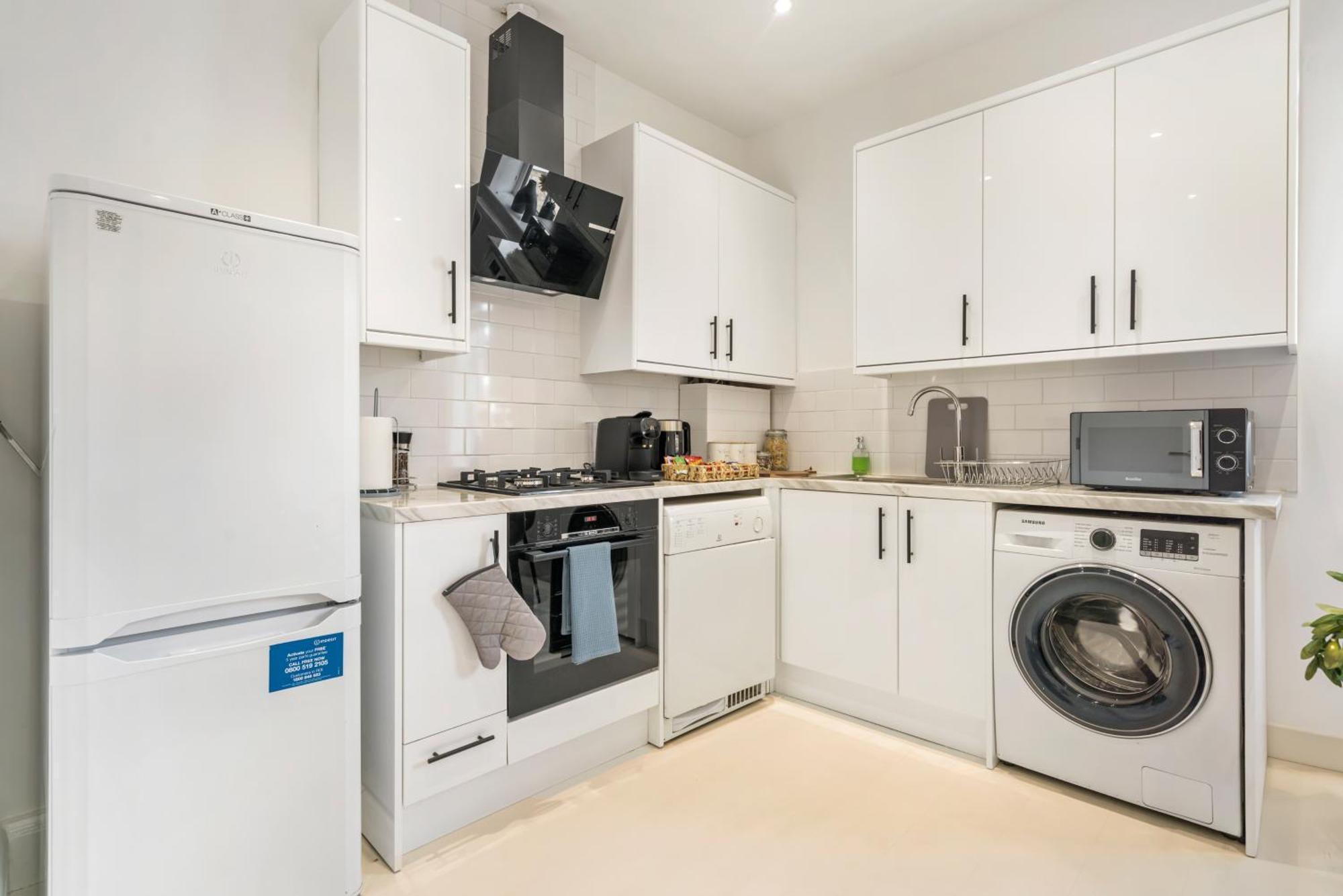 Award Winning 2025 - Wembley Luxury 2br Next To Stadium Free Parking